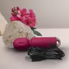 Rechargeable Mini Wand – kompakt, újratölthető vibrációs masszírozó (Azalea Red)